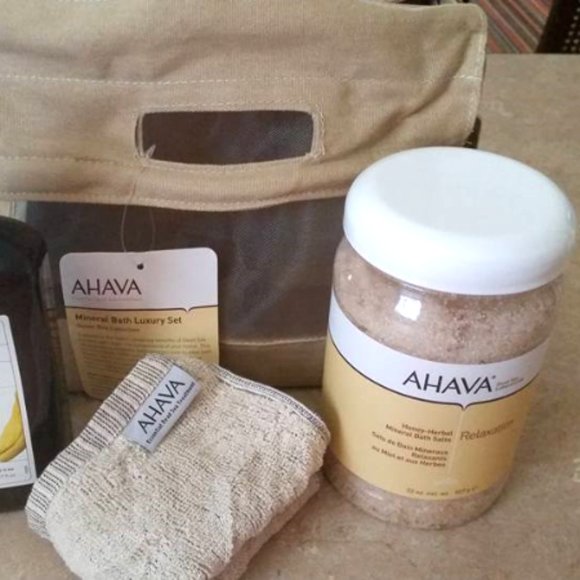 Ahava Mineral Bath Luxury Set Queen Bee Collection Gift Set Ahava New